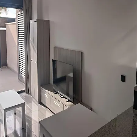 Inviting In With Shared Pool * Fuengirola