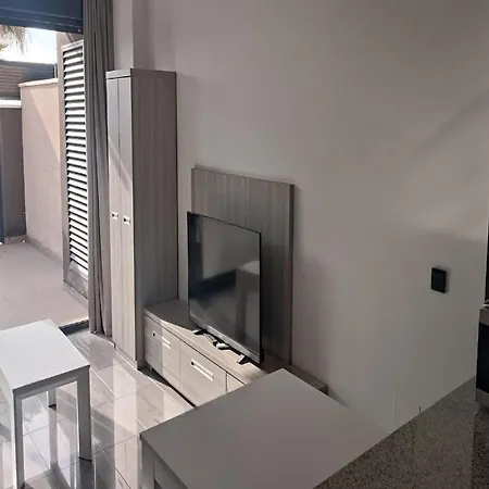 Inviting In With Shared Pool Appartement Fuengirola