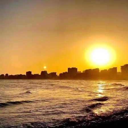 Apartamento Inviting In With Shared Pool Fuengirola