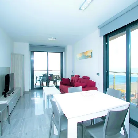 Inviting In With Shared Pool * Fuengirola