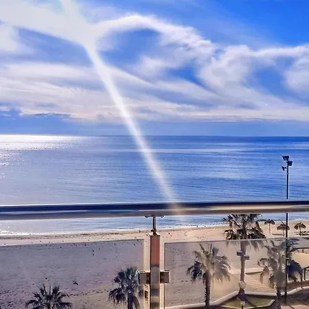 Inviting In With Shared Pool Appartement Fuengirola