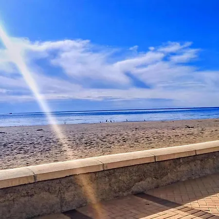 Inviting In With Shared Pool Appartement Fuengirola